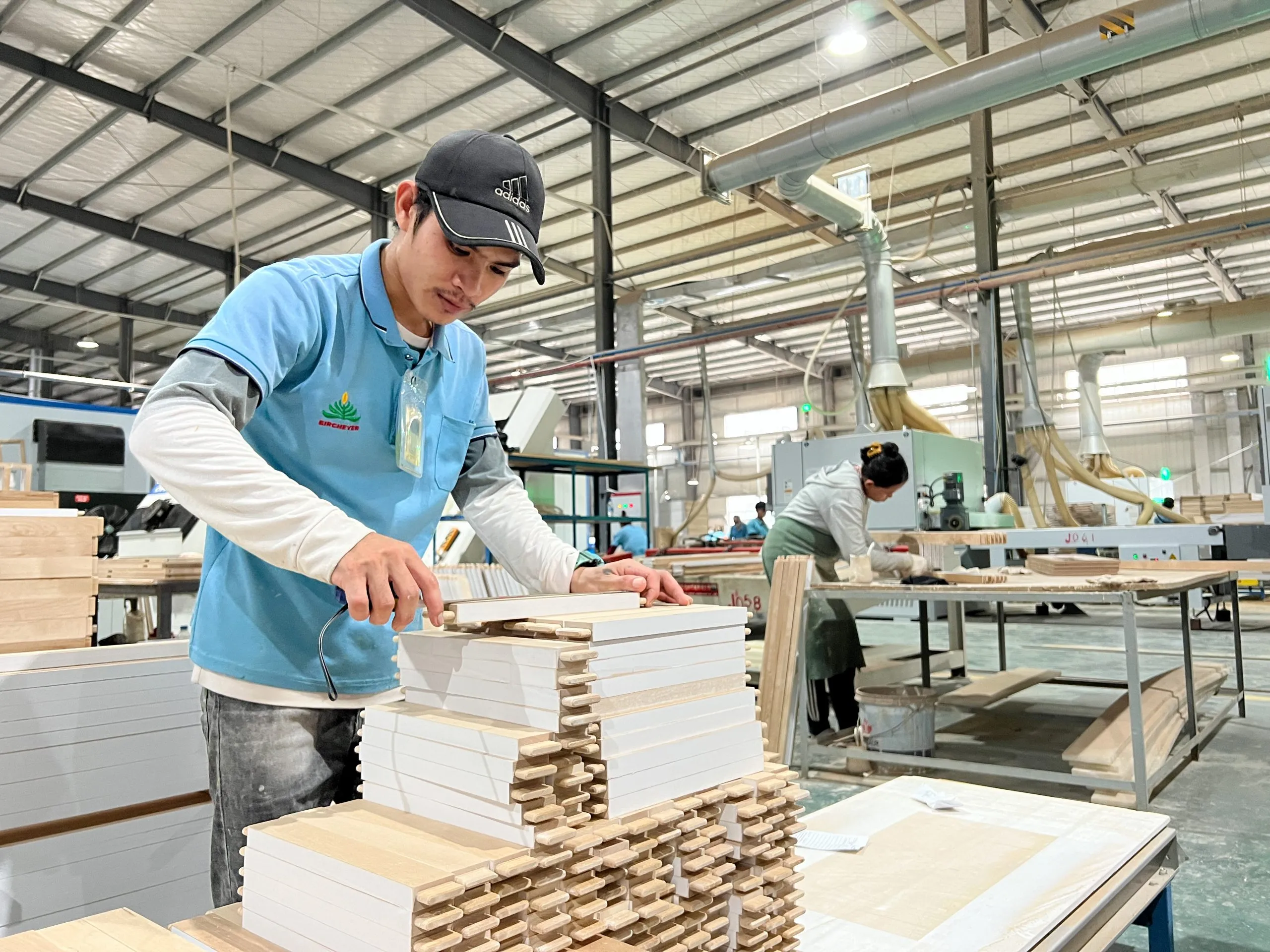 Q2 Precise Woodworking – Professional Manufacturer of Kitchen Cabinets