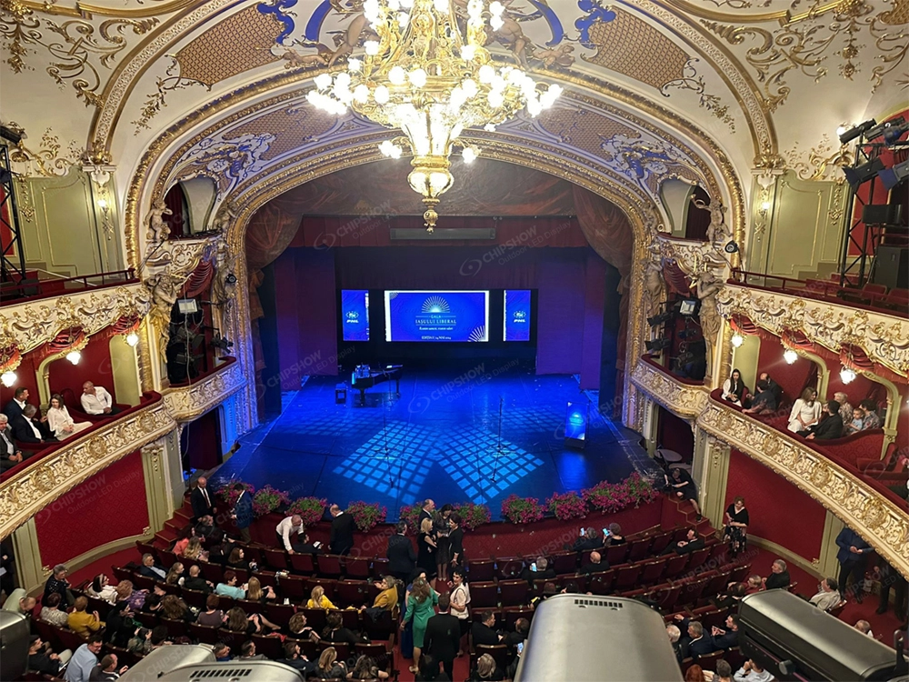 C-Beetle P2.97 stage screen for theater in Romania