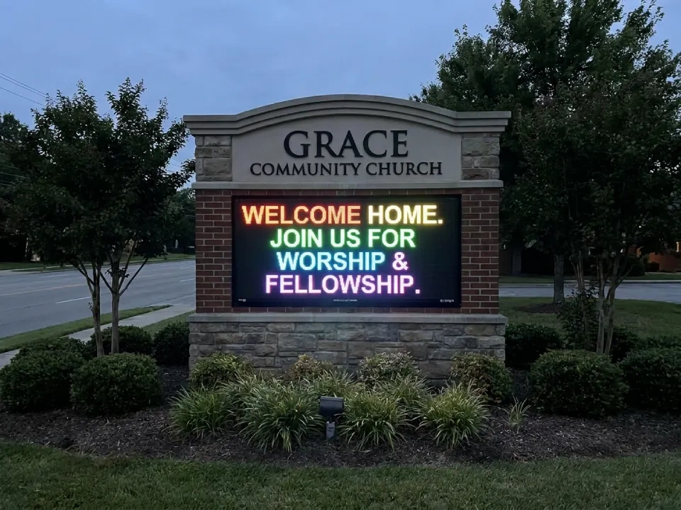 Church_signs_invite_community