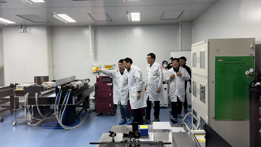 Shanxi Provincial Party Committee leaders visit DAVI Laser