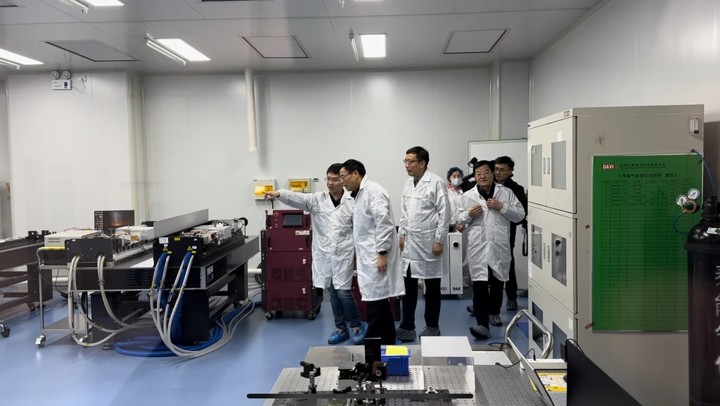 Shanxi Provincial Party Committee leaders visit DAVI Laser