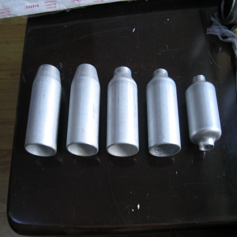 pipe ends forming ,shrinking