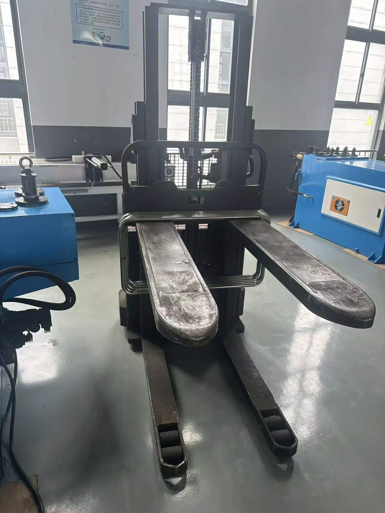 steel pipe bending machine for square shape