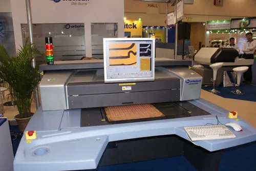 Automated Optical Inspection (AOI) Machine for PCB Line Inspection