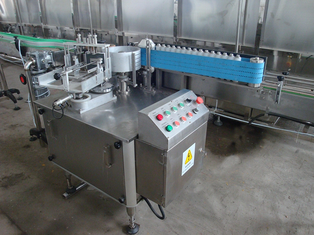 Cold glue labeling machine (5)