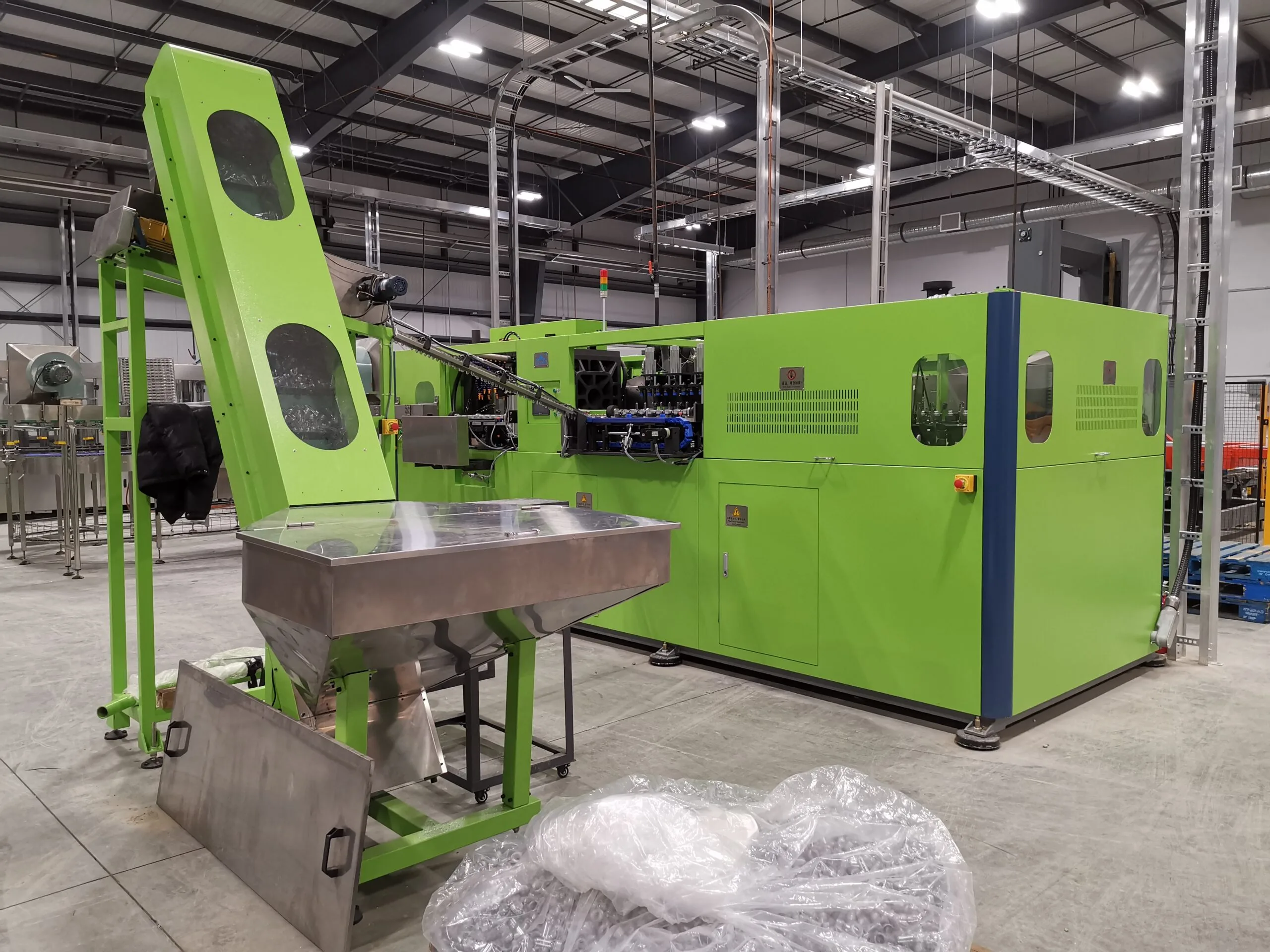 PET Bottle Blowing Machine