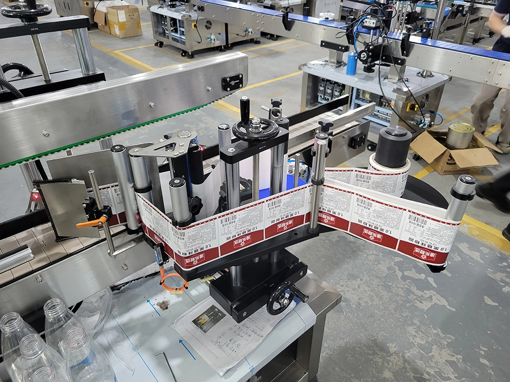 sticker labeling machine-3