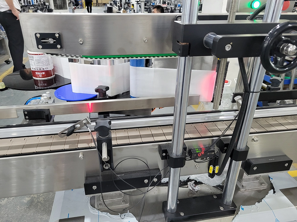 sticker labeling machine-4