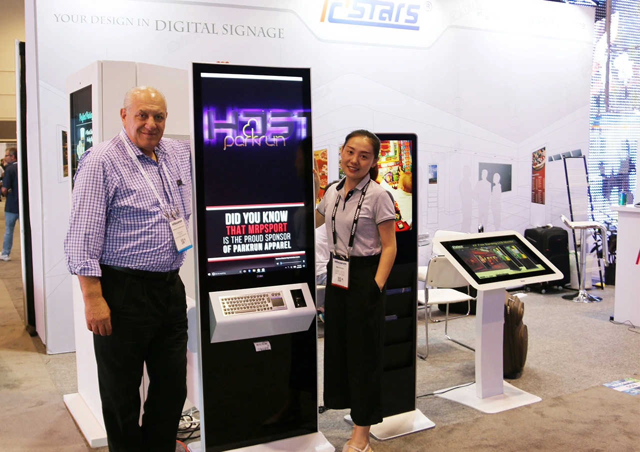 rcstars-2017-infocomm-exhibitio2