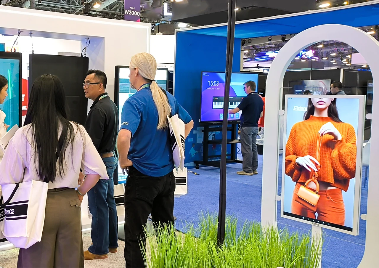 the-photo-of-rcstars-booth-at-2024-infocomm-02