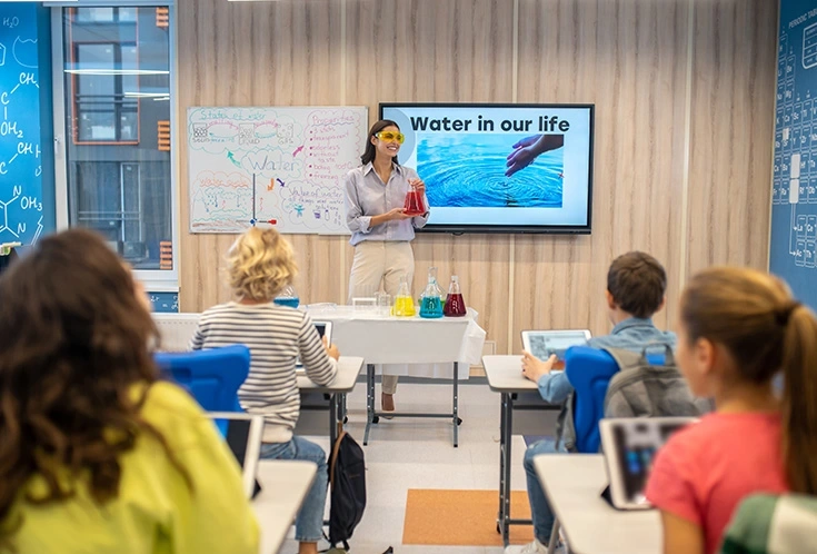 interactive-screen-tables-in-education-a-new-era-of-learning-and-engagement