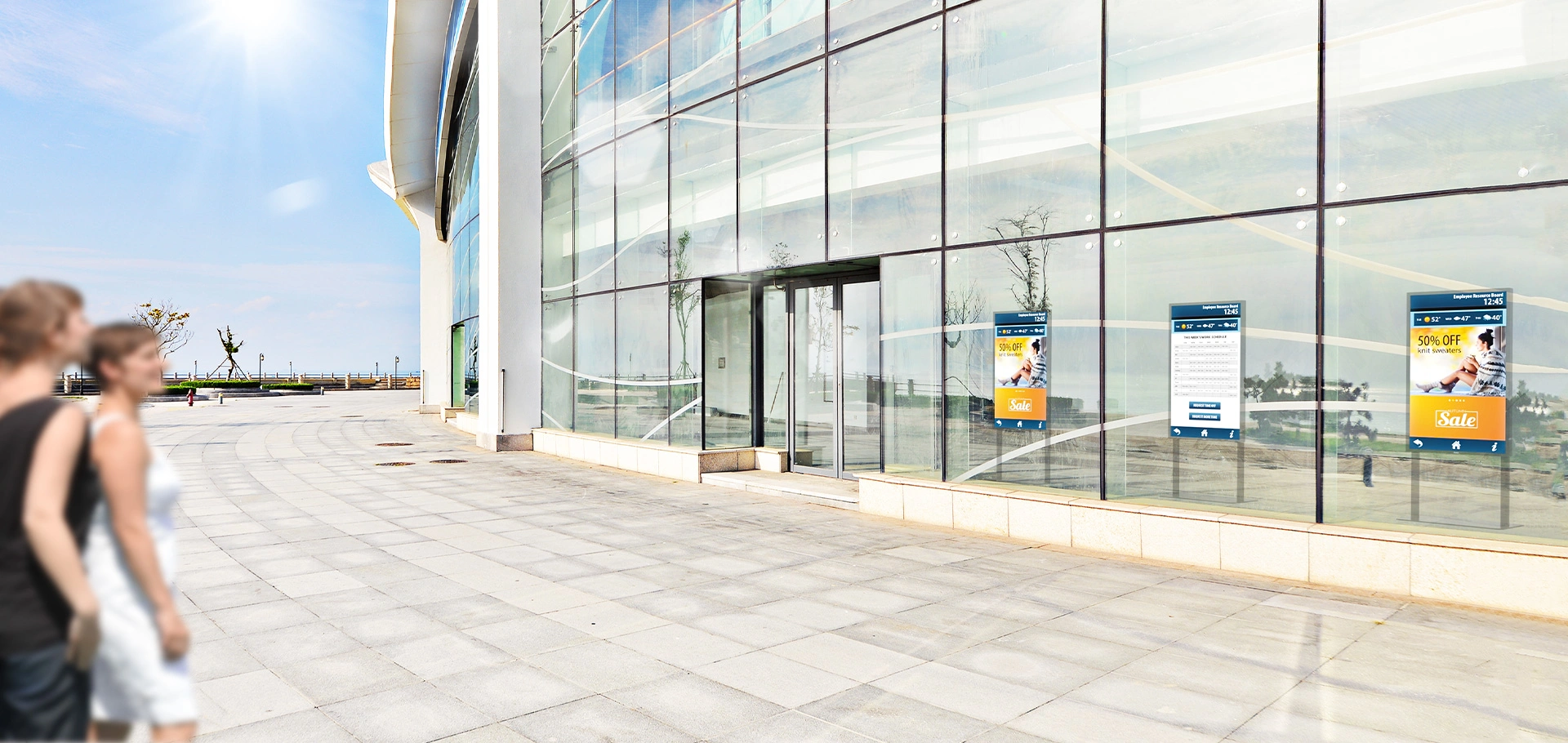 freestanding-high-brightness-digital-window-signage-02