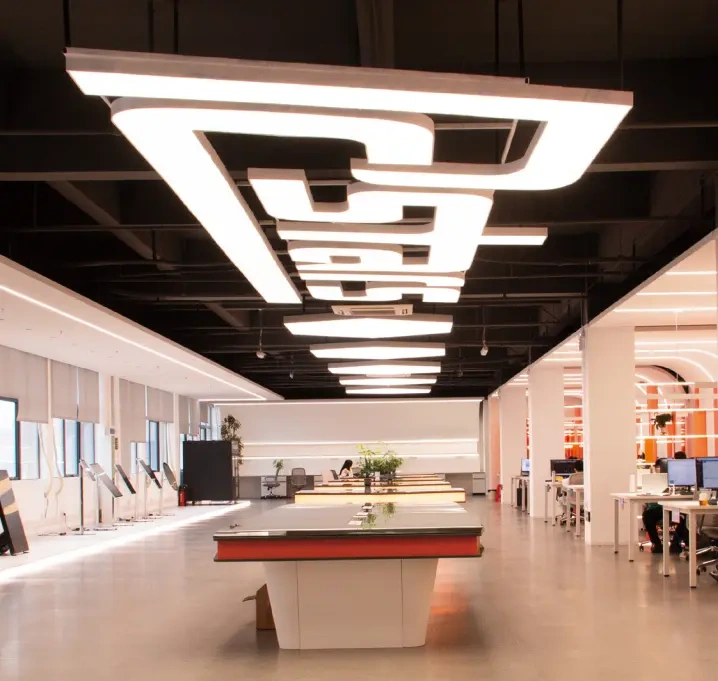 R ＆ D Center