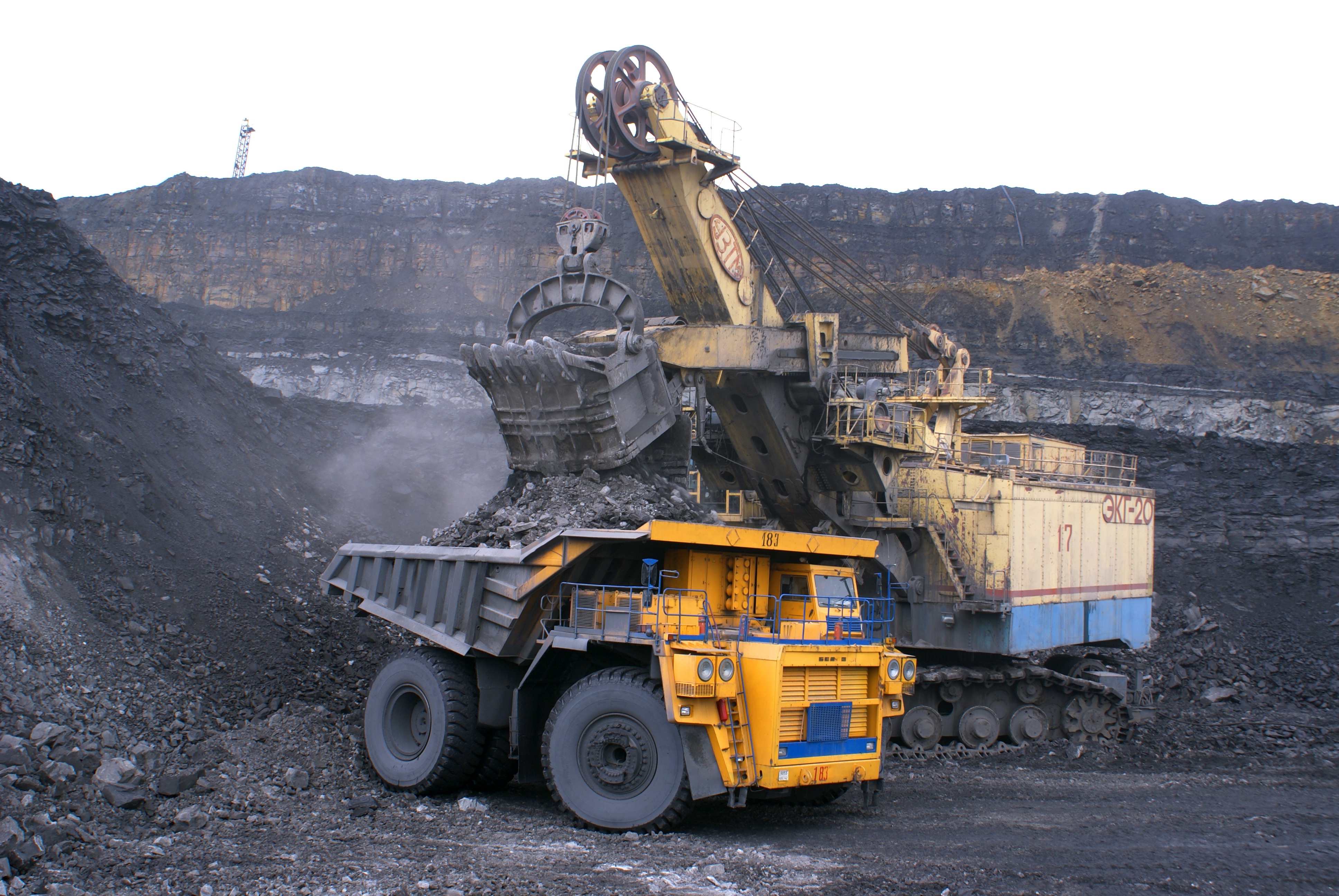  Mining Machinery